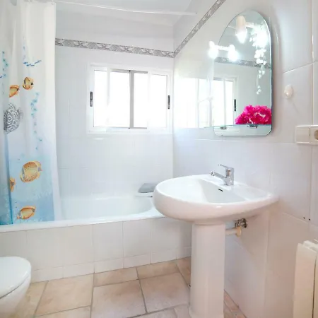 Amber By Interhome *